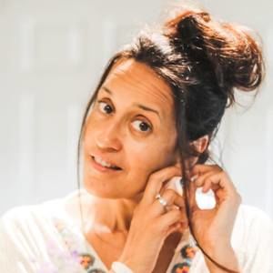 Meet your Posher, Claudia